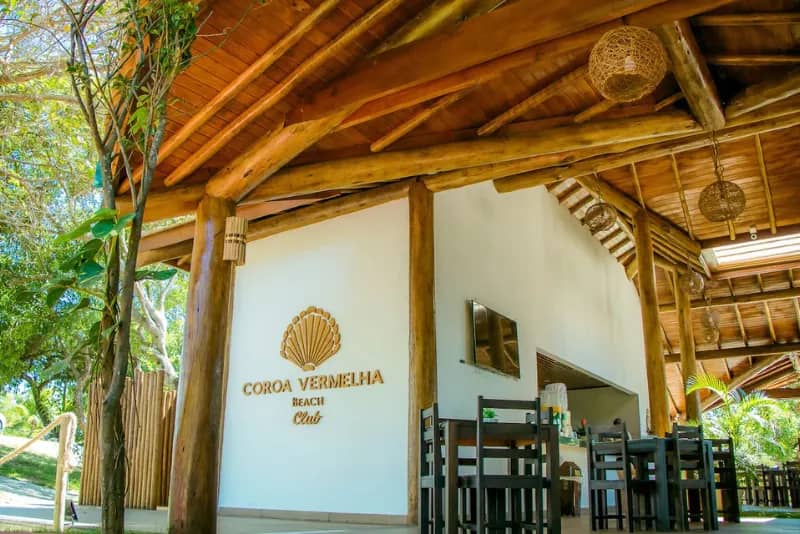 Coroa Vermelha Beach
