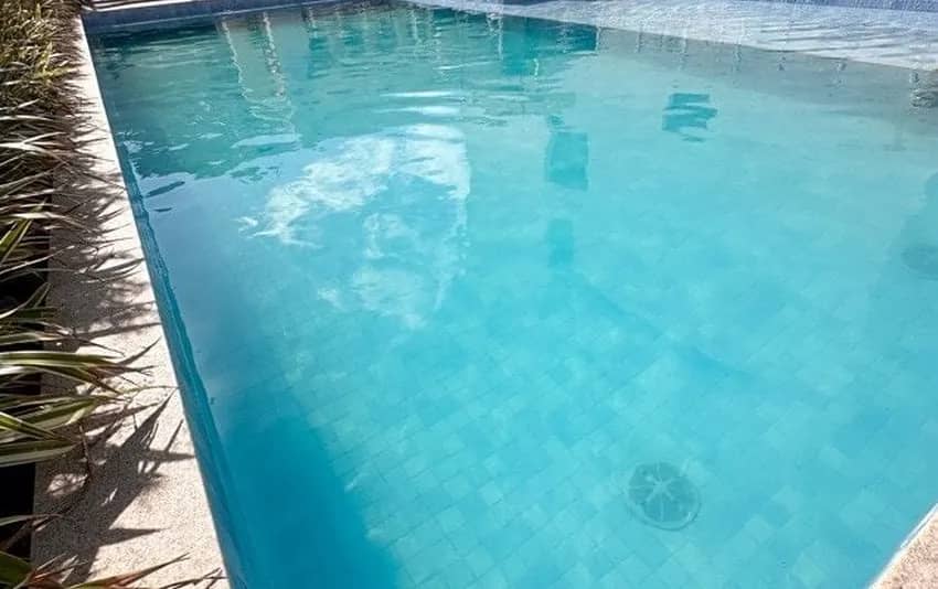 Foto da piscina no Celi Connect