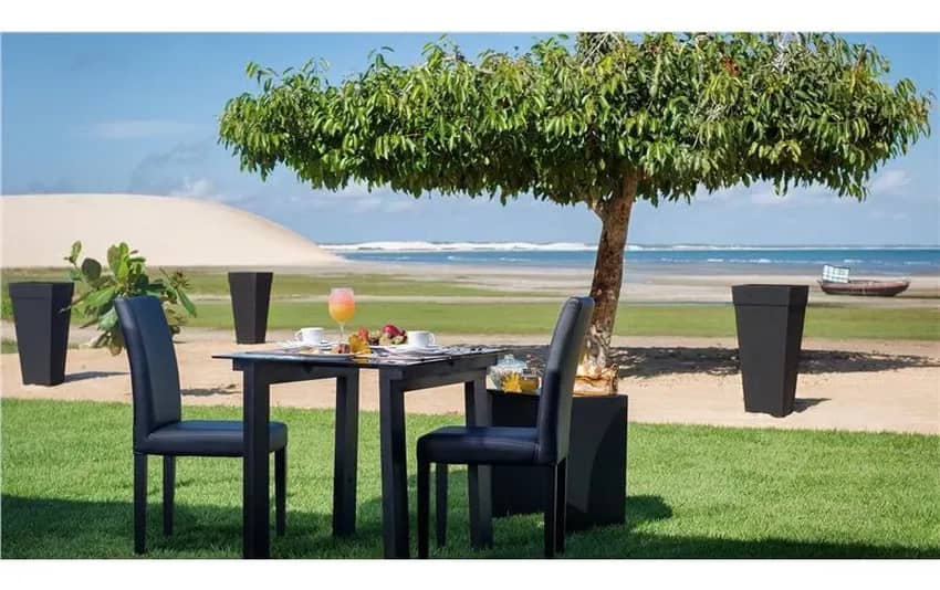 Foto da praia no Essenza Hotel