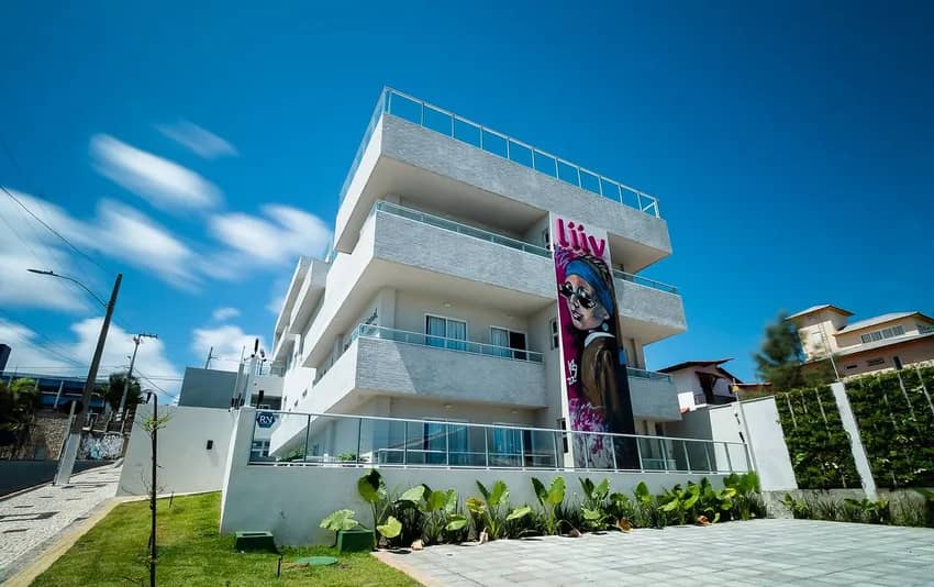 Foto da parte externa do hotel no Happy Ponta Negra Express