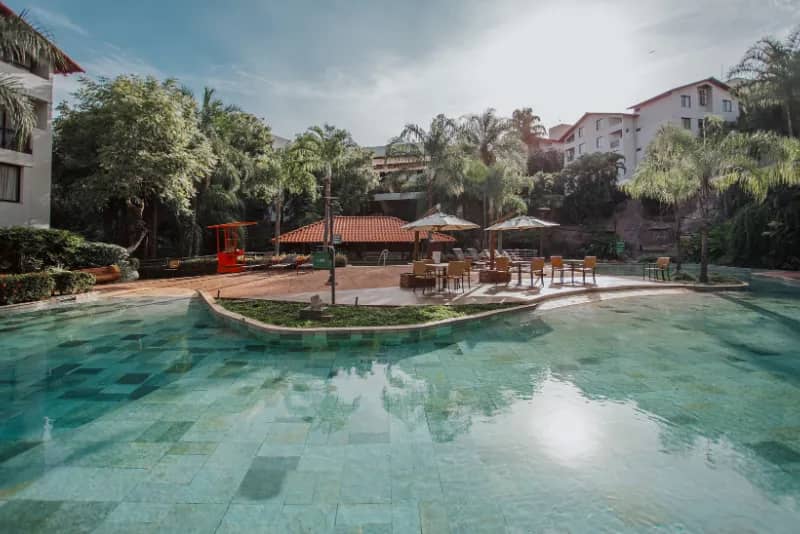 Foto da piscina do hotel no Hotel Luupi