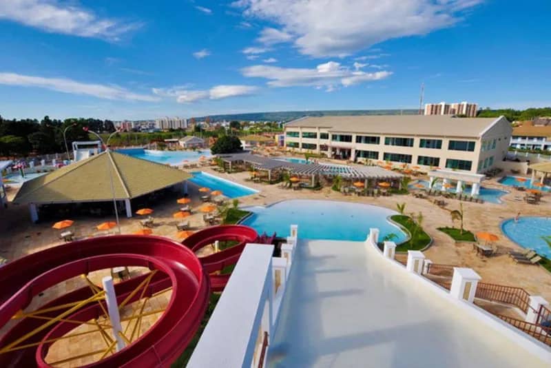 Foto do tobogã ns piscinas no L'acqua diRoma