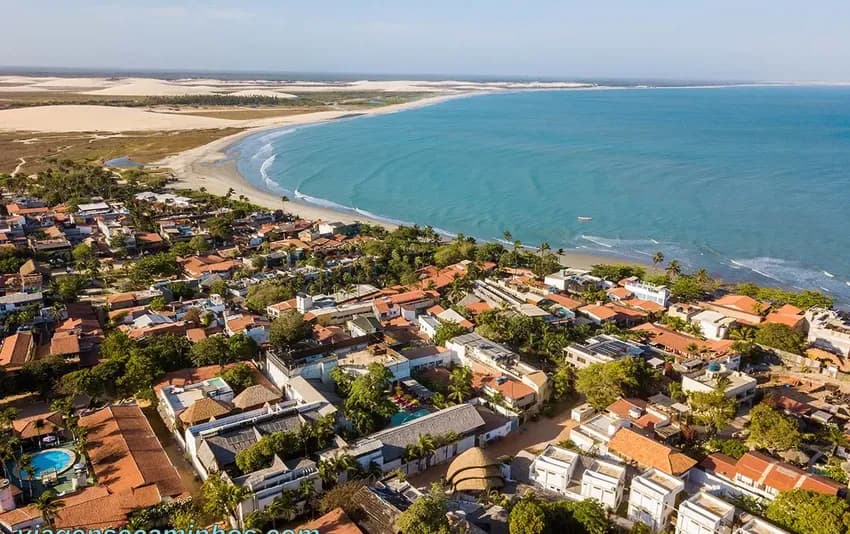 Foto aérea da praia de Jericoacoara no Jericoacoara - CE