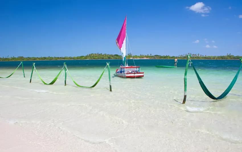 Foto do barco na praia no Jericoacoara - CE